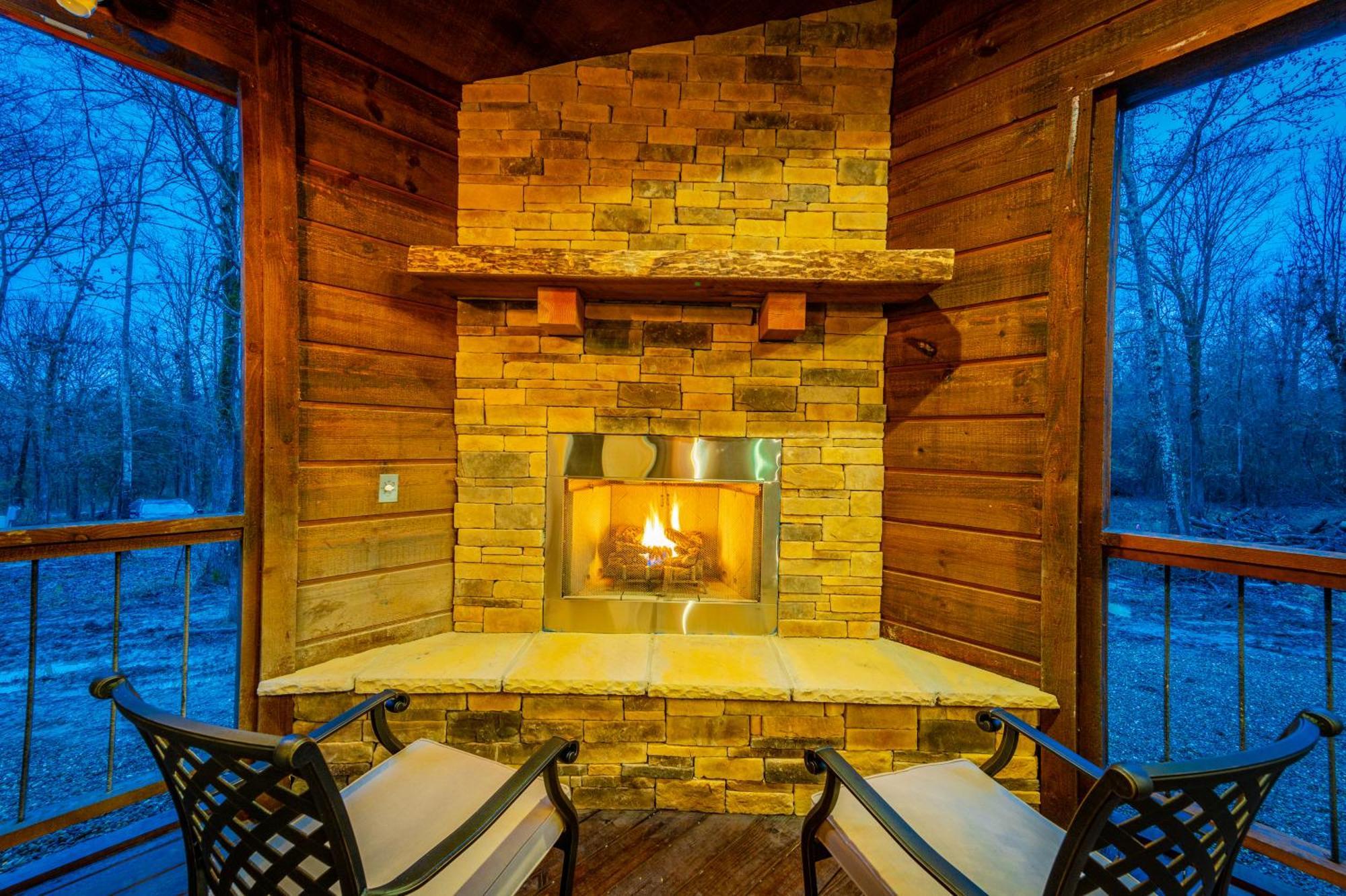 The Luxurious Blue Sky Lodge Is Epic! ブロークン・ボウ エクステリア 写真