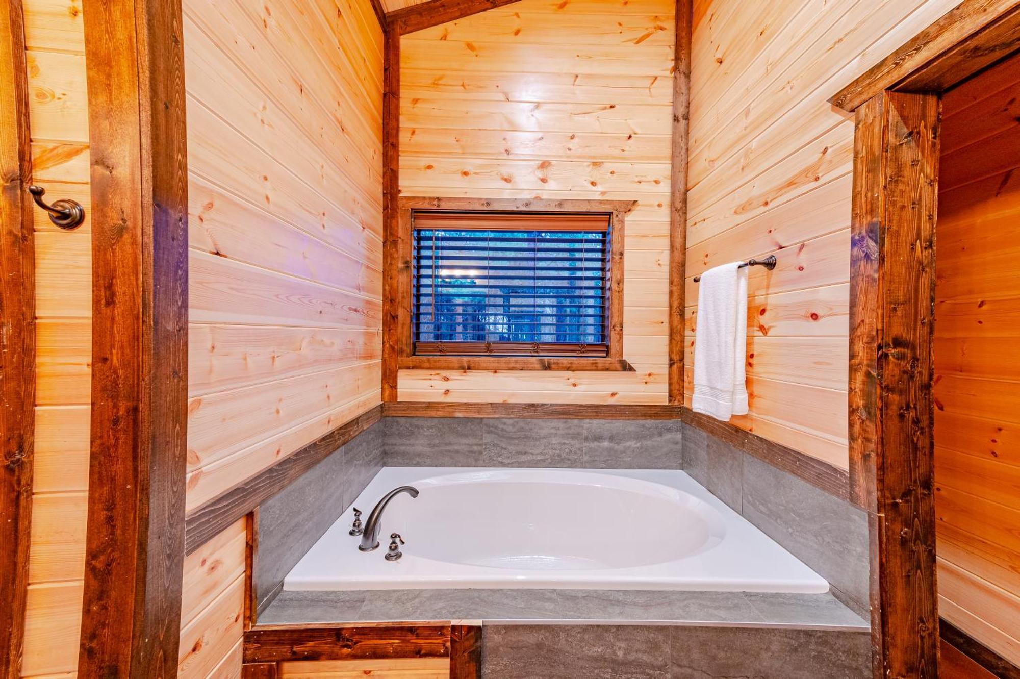 The Luxurious Blue Sky Lodge Is Epic! ブロークン・ボウ エクステリア 写真