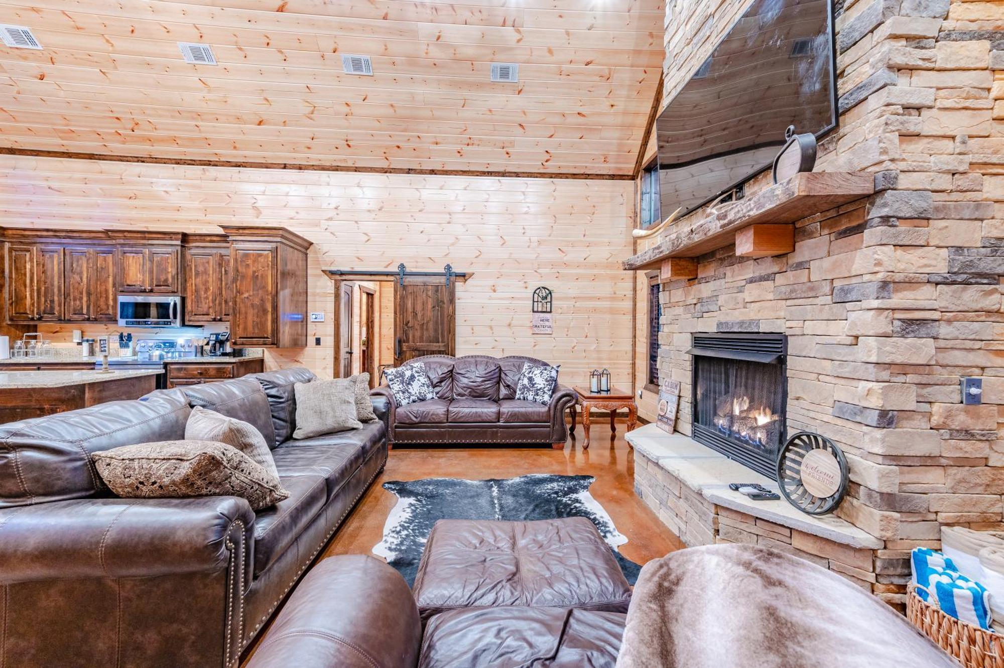 The Luxurious Blue Sky Lodge Is Epic! ブロークン・ボウ エクステリア 写真