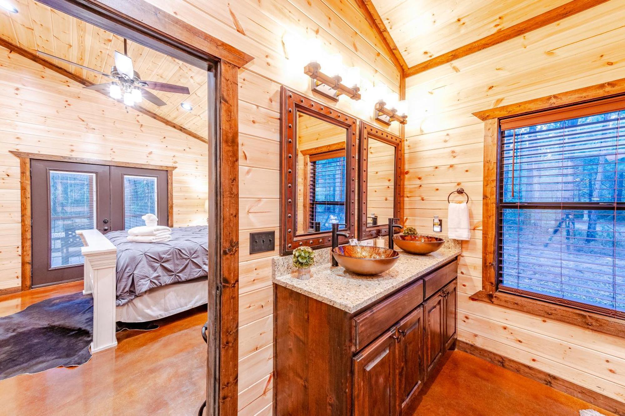 The Luxurious Blue Sky Lodge Is Epic! ブロークン・ボウ エクステリア 写真