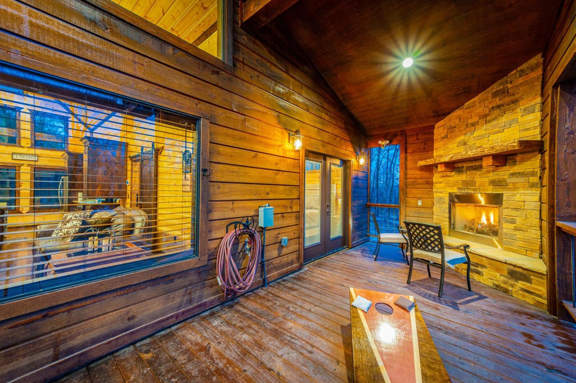 The Luxurious Blue Sky Lodge Is Epic! ブロークン・ボウ エクステリア 写真