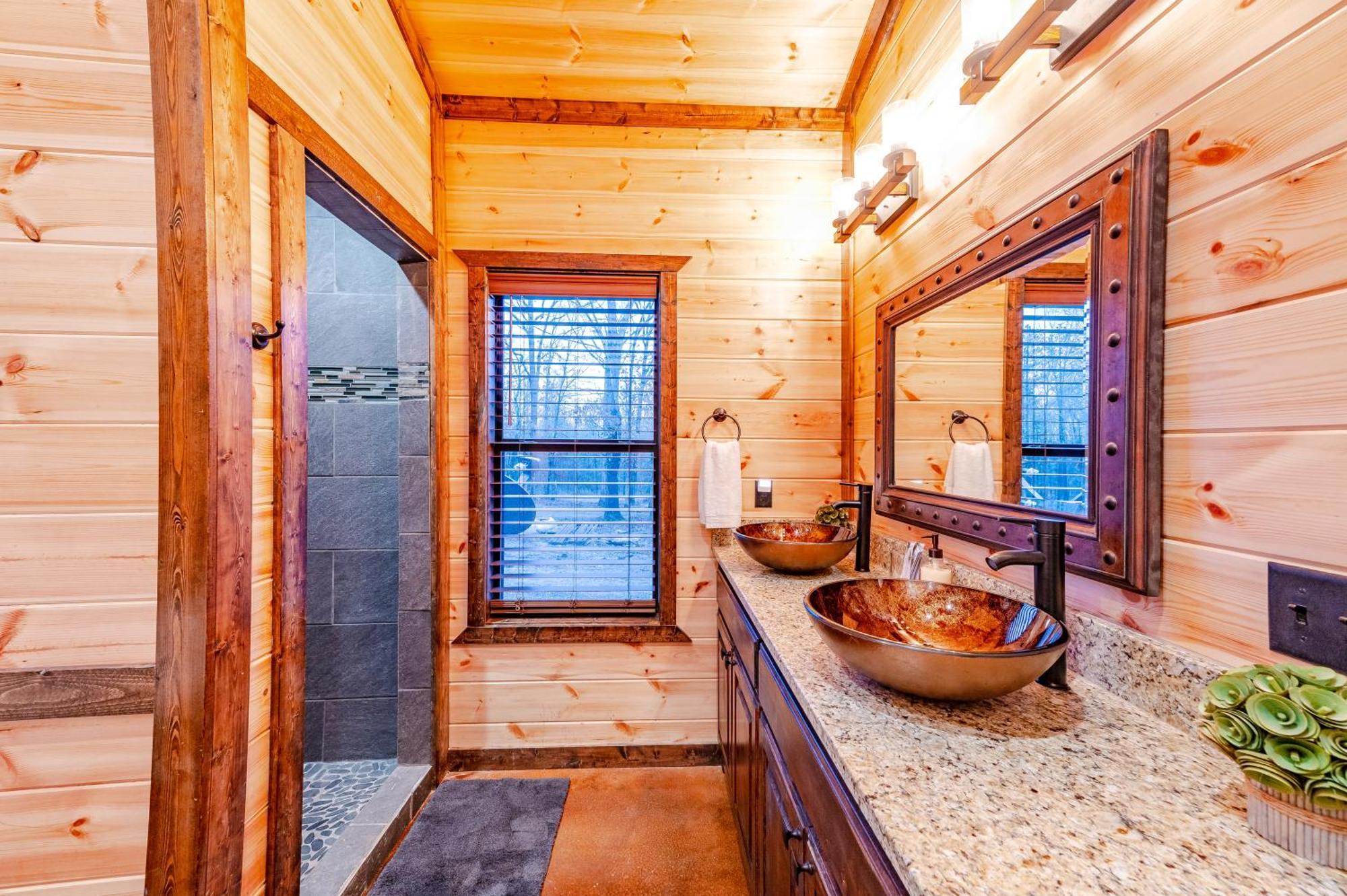 The Luxurious Blue Sky Lodge Is Epic! ブロークン・ボウ エクステリア 写真