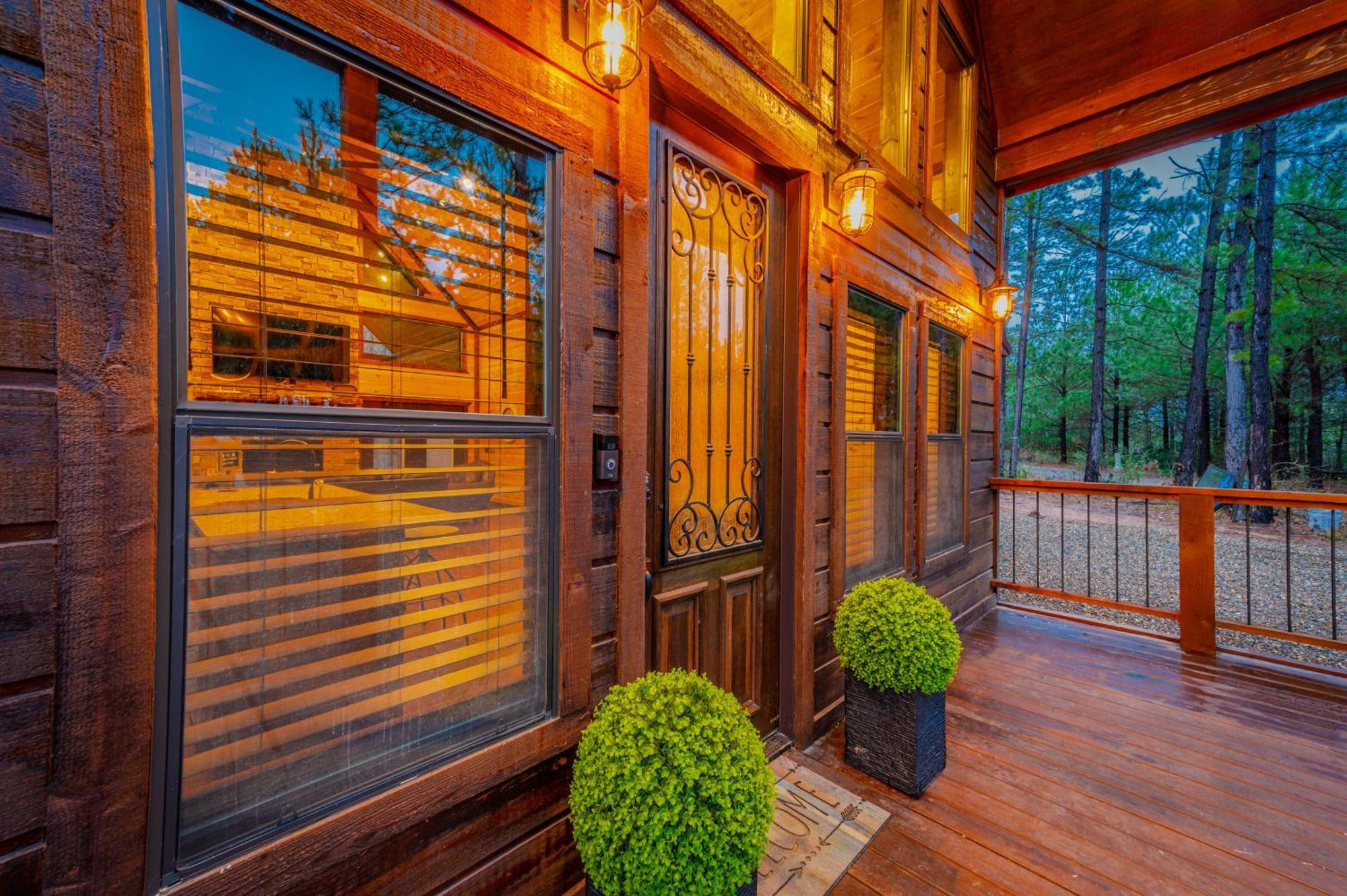 The Luxurious Blue Sky Lodge Is Epic! ブロークン・ボウ エクステリア 写真