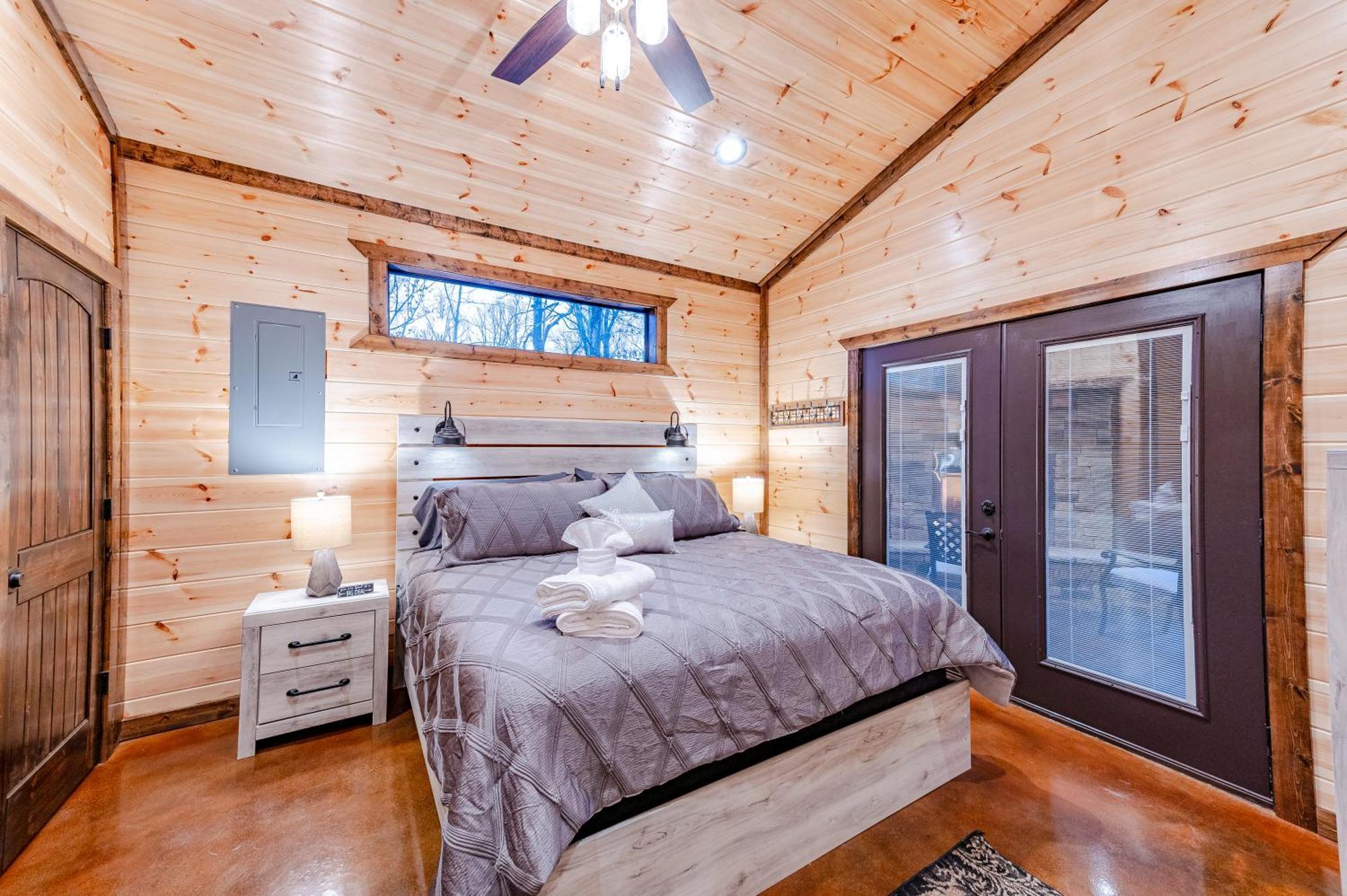 The Luxurious Blue Sky Lodge Is Epic! ブロークン・ボウ エクステリア 写真