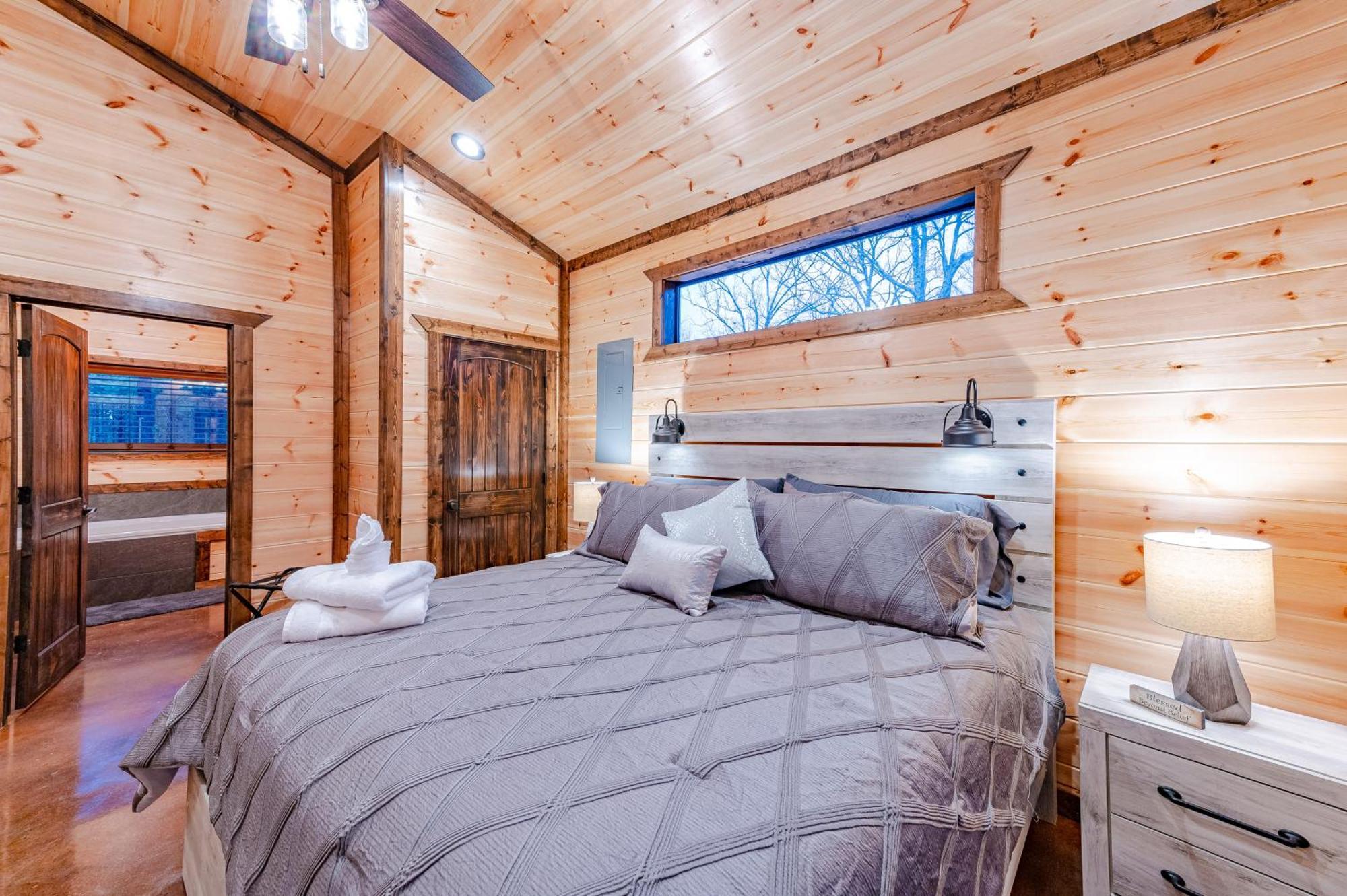 The Luxurious Blue Sky Lodge Is Epic! ブロークン・ボウ エクステリア 写真